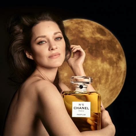 chanel 5 perfume commercial actress